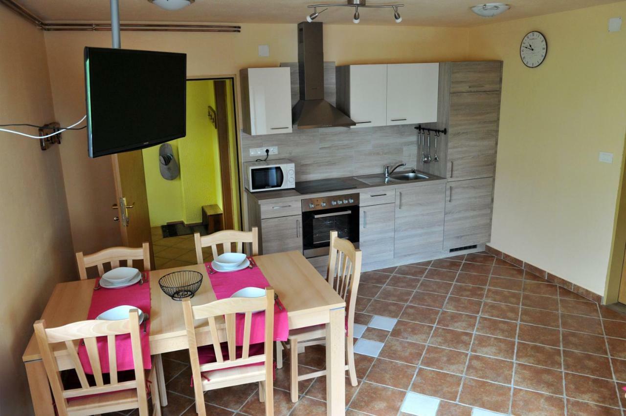 Apartma Marjetica Blejska Dobrava Kültér fotó